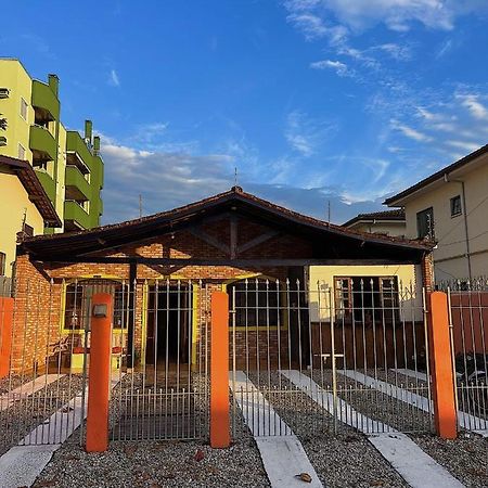 Hostel Coraticum 乌巴图巴 外观 照片
